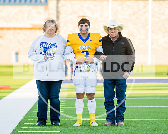 11-04-22 - SENIOR NIGHT - 21