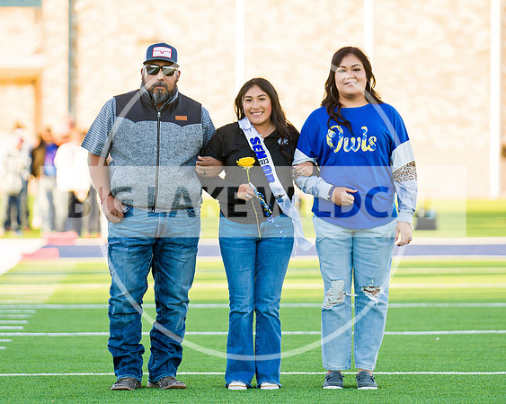 11-04-22 - SENIOR NIGHT - 18
