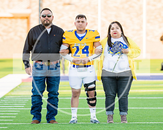 11-04-22 - SENIOR NIGHT - 29